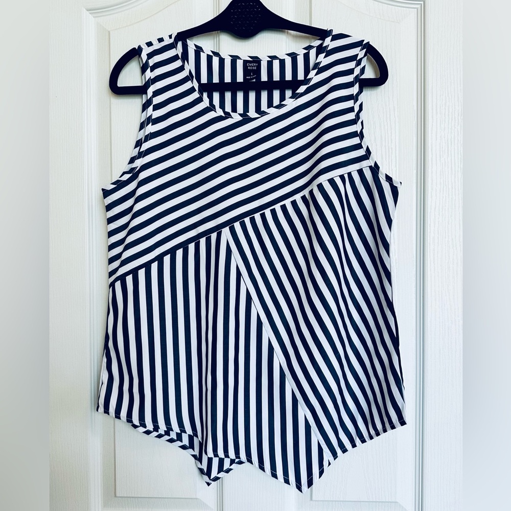 Emory Rose Women’s Asymmetrical Blue and White Striped Sleeveless Top Size Large